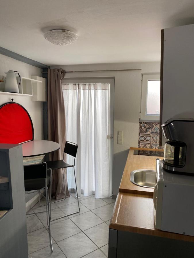 Romantisches Gästezimmer - Zentralgelegen Apartment *