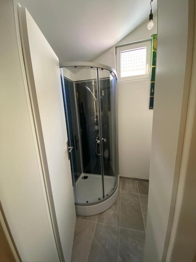 Romantisches Gästezimmer - Zentralgelegen Apartment
